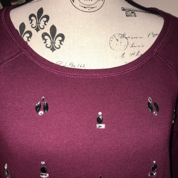 Cranberry embellished top - Picture 3 of 6